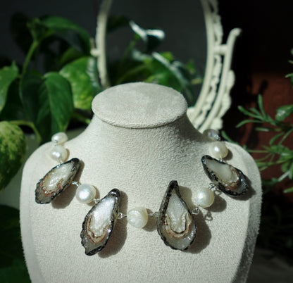 Chunky Oyster Necklace