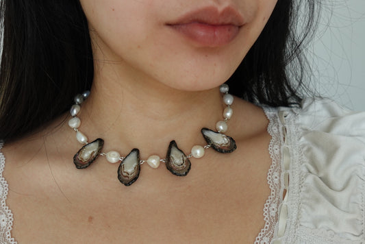 Chunky Oyster Necklace
